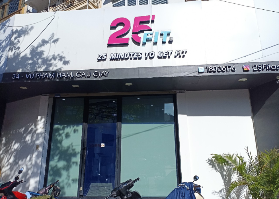 dan phim cach nhiet cho van phong sieu thi nha hang khach san 1844 2