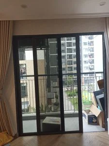 Thi công phim cách nhiệt Selectiv UV400 cho chung cư 12 thi cong phim cach nhiet selectiv uv400 cho chung cu 1970 2