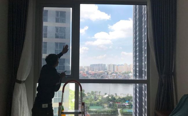 Dán Phim Cách Nhiệt Nhà Kính Thạch Thất Chuyên Nghiệp | Minh Khang SolarTek 10 phim cách nhiệt nhà kính Thạch Thất