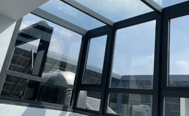 Đơn Vị Phim Cách Nhiệt Nhà Kính Hoàng Mai Uy Tín - Chuyên Nghiệp 7 Minh Khang Solartek – đơn vị thi công phim cách nhiệt nhà kính Hoàng Mai chuyên nghiệp, uy tín.